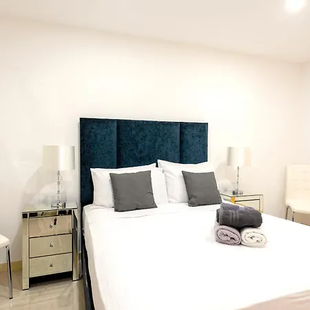 Appartement Bnbnova - Seafront 2br With Terrace San Ġiljan
