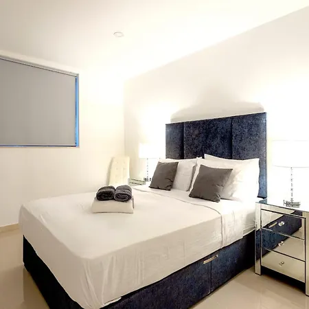 Bnbnova - Seafront 2br With Terrace * Saint Julian's