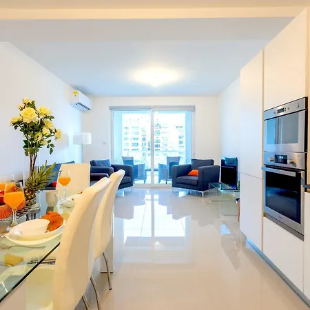 Bnbnova - Seafront 2br With Terrace Saint Julian's